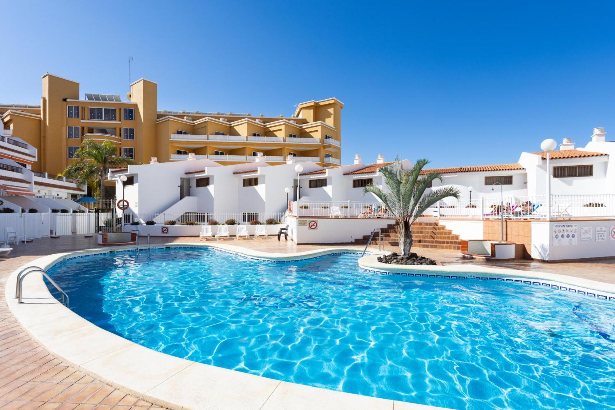 Apartment Home2book Serene & Pool, Escape Costa Adeje (Tenerife)